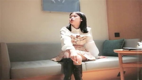 91沈先生独享气质美女，苗条身材极致诱惑