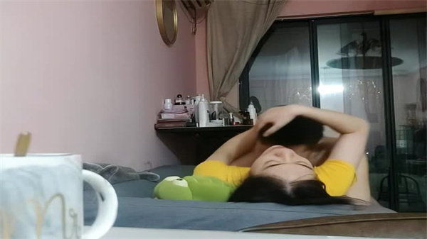开奥迪A6的单身良家少妇，爱约激情夜等你来