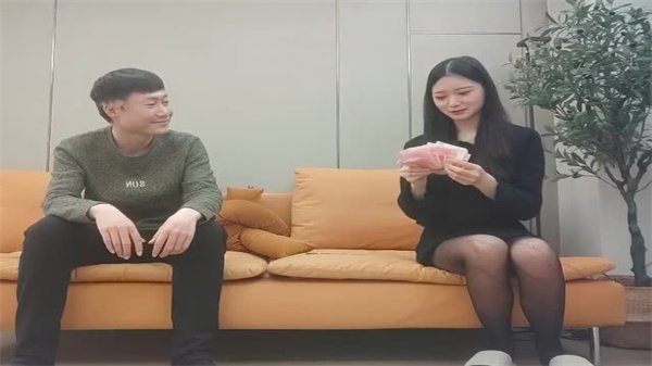 哥现在只是个传说！170CM黑丝长腿女神让你欲仙欲死